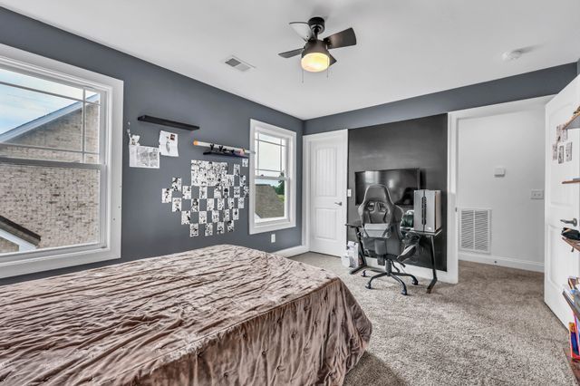 1573 Hereford Blvd, Clarksville, TN 37043