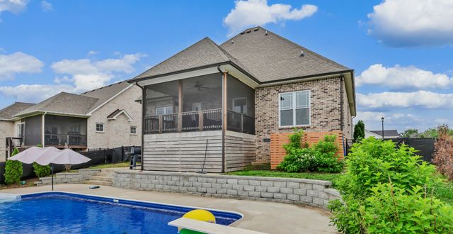 1573 Hereford Blvd, Clarksville, TN 37043