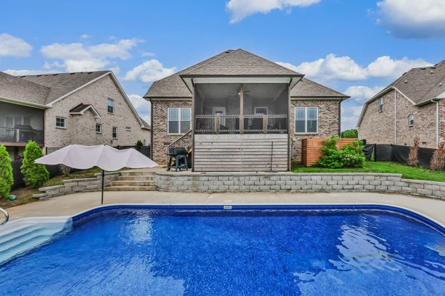 1573 Hereford Blvd, Clarksville, TN 37043