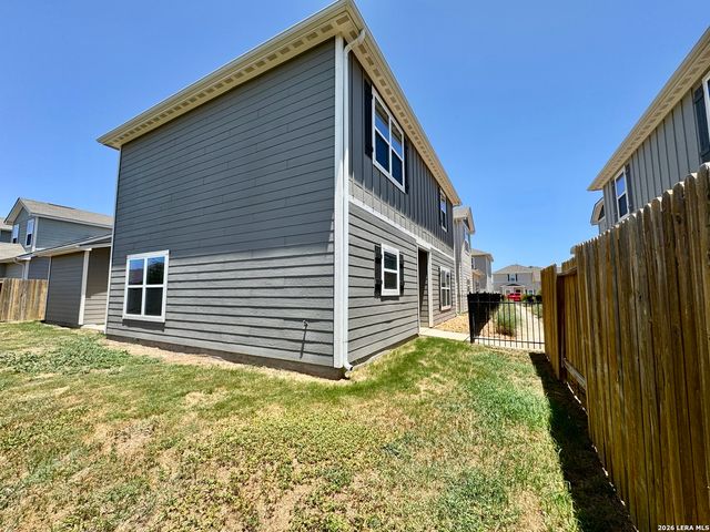 10818 Emerick St, San Antonio, TX 78252