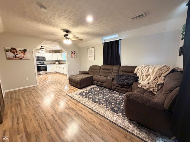 409 N Columbia Street, Brazil, IN 47834