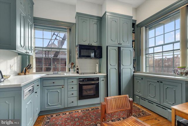 113 N FAIRFAX ST, Alexandria, VA 22314