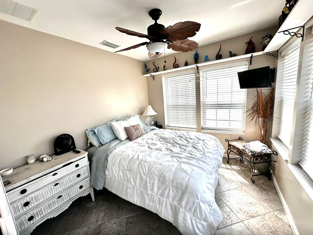 7921 SE Paradise Drive, Stuart, FL 34997