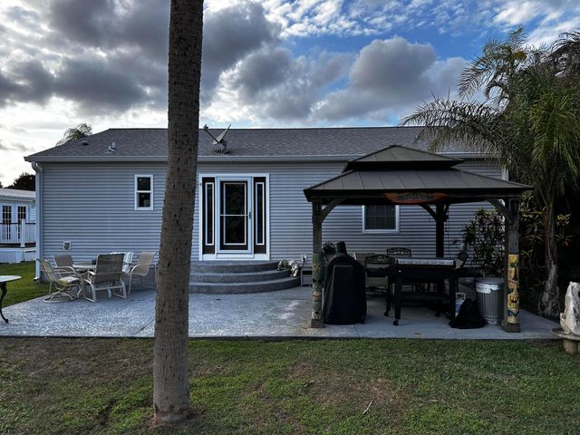 7921 SE Paradise Drive, Stuart, FL 34997