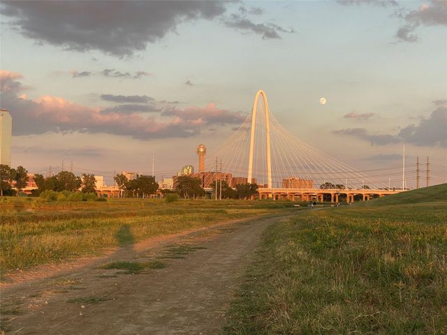 1333 Amos Street, Dallas, TX 75212