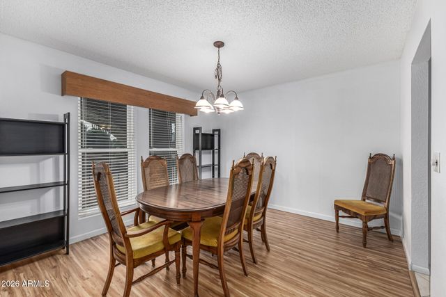 4228 E CAPRI Avenue, Mesa, AZ 85206