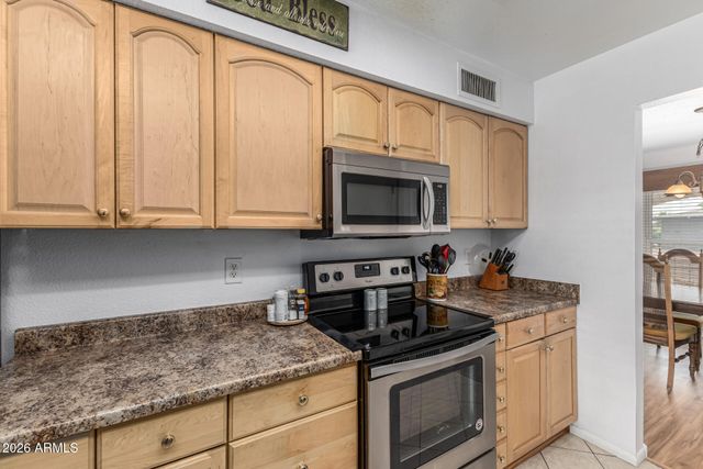 4228 E CAPRI Avenue, Mesa, AZ 85206