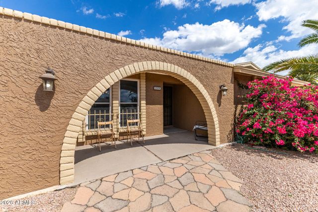 4228 E CAPRI Avenue, Mesa, AZ 85206