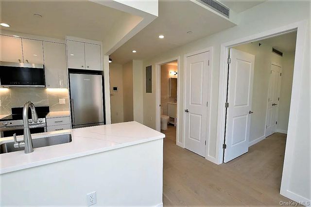 41-26 44th Street 3C, Sunnyside, NY 11104