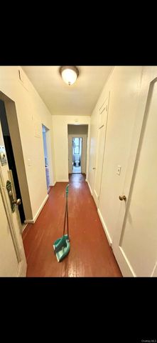 2187 Holland Avenue 2L, Bronx, NY 10462