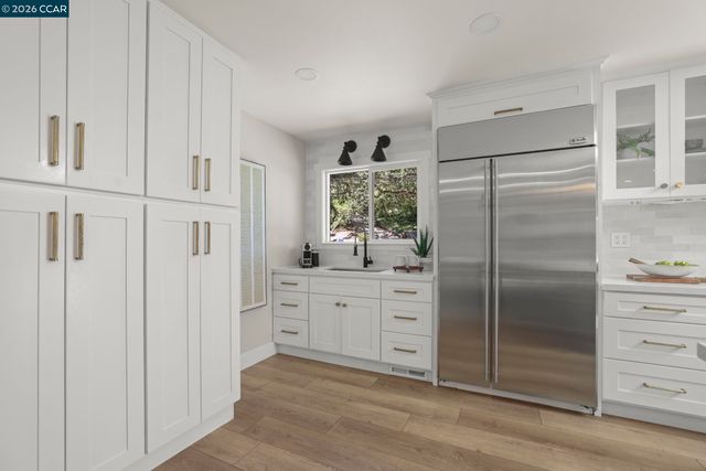 612 St Marys Rd, Lafayette, CA 94549