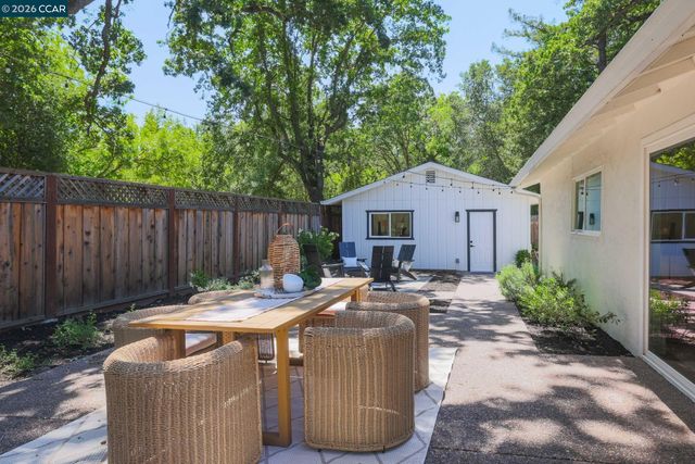 612 St Marys Rd, Lafayette, CA 94549