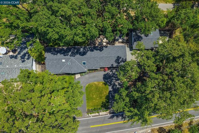 612 St Marys Rd, Lafayette, CA 94549