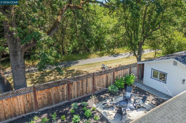 612 St Marys Rd, Lafayette, CA 94549