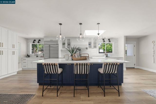 612 St Marys Rd, Lafayette, CA 94549