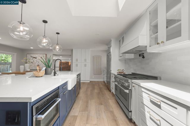 612 St Marys Rd, Lafayette, CA 94549