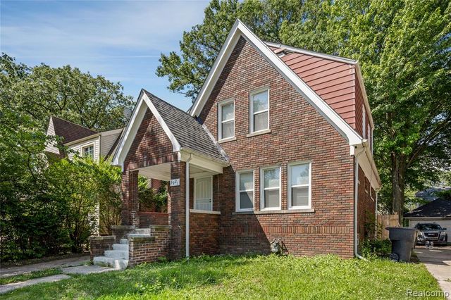 3921 Three Mile Drive, Detroit, MI 48224