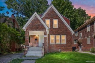 3921 Three Mile Drive, Detroit, MI 48224