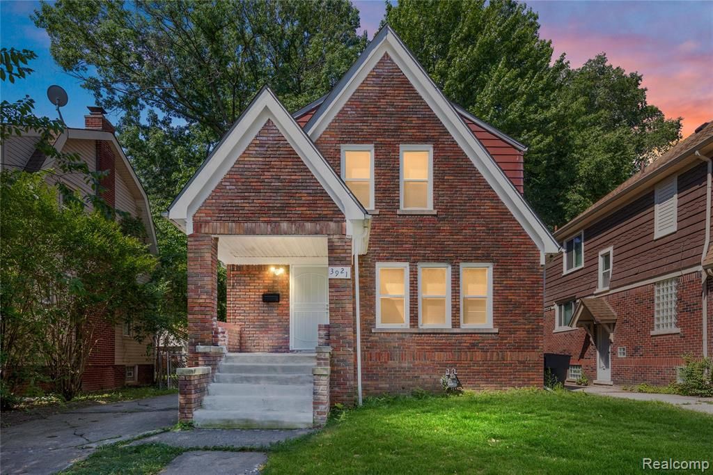 3921 Three Mile Drive, Detroit, MI 48224