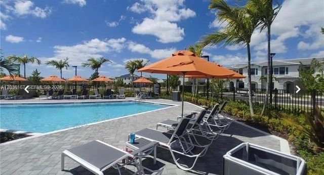 28710 SW 133rd Ct, Homestead, FL 33033