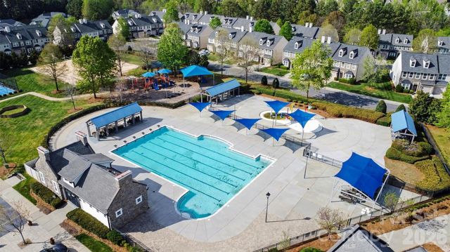 6650 Berewick Commons Parkway, Charlotte, NC 28278