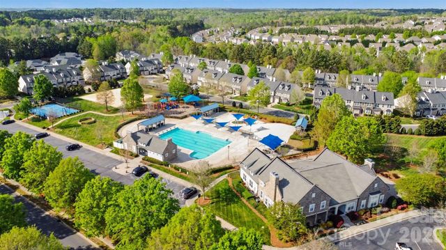 6650 Berewick Commons Parkway, Charlotte, NC 28278