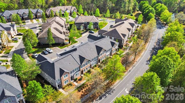 6650 Berewick Commons Parkway, Charlotte, NC 28278