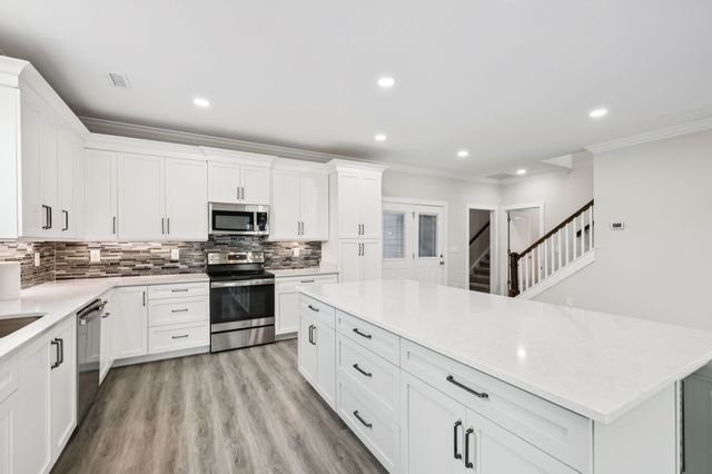 120 Pontoon Pl, Winchester, TN 37398