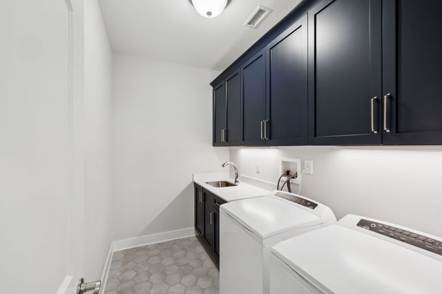 120 Pontoon Pl, Winchester, TN 37398