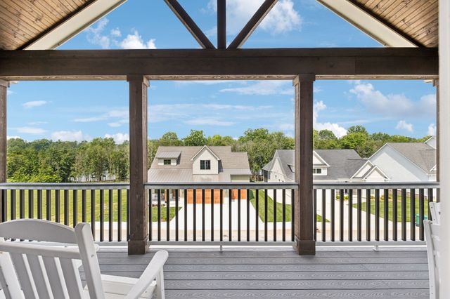 120 Pontoon Pl, Winchester, TN 37398