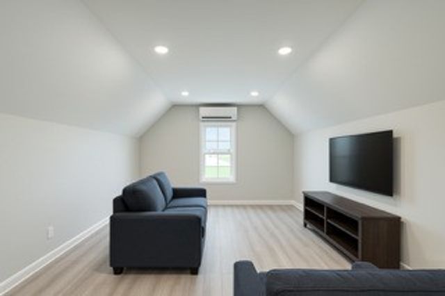 120 Pontoon Pl, Winchester, TN 37398