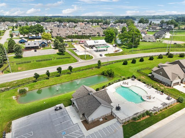 120 Pontoon Pl, Winchester, TN 37398