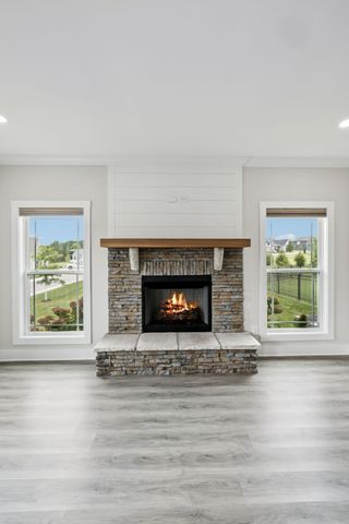 120 Pontoon Pl, Winchester, TN 37398