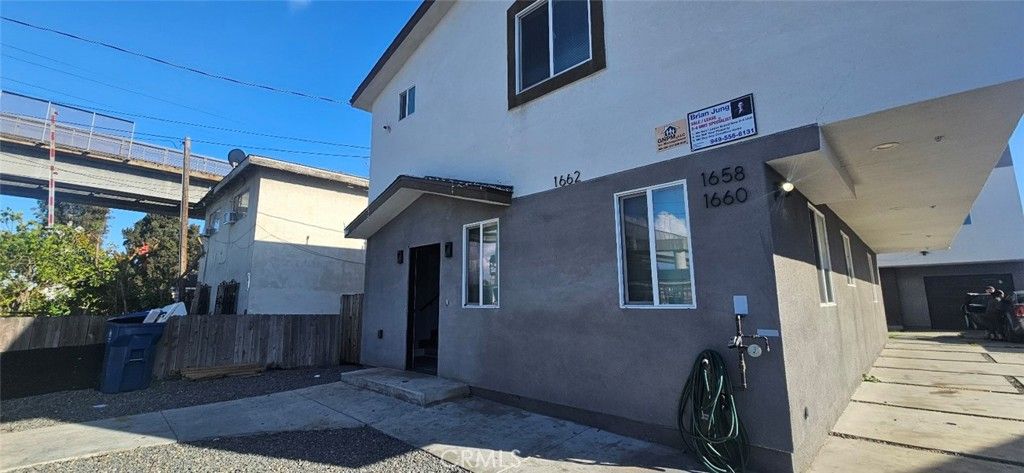 1662 E 60th, Los Angeles, CA 90001