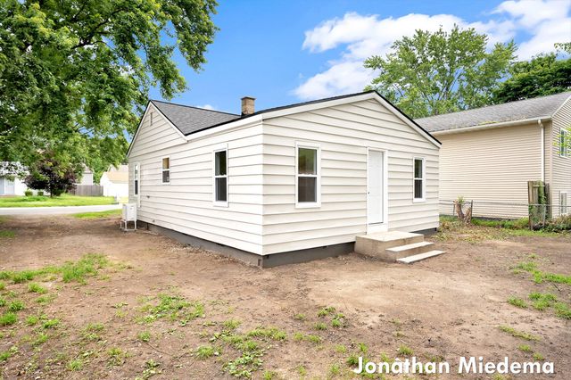 310 Majestic Street Se, City Of Kentwood, MI 49548
