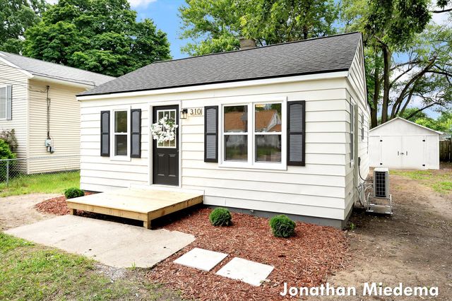 310 Majestic Street Se, City Of Kentwood, MI 49548