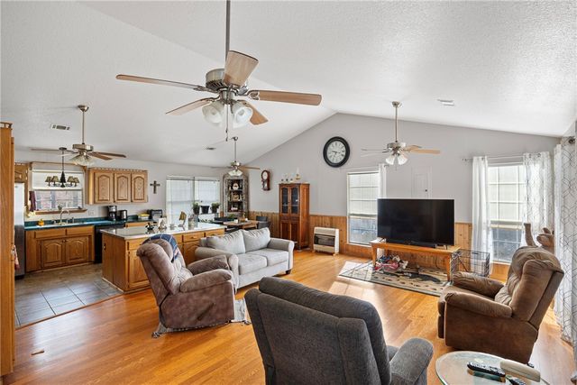 148 Riverwood Drive, Delaware, AR 72835