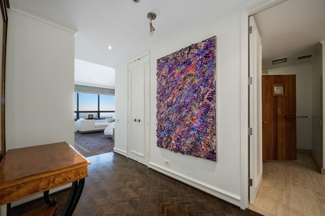 180 E Pearson Street 6802, Chicago, IL 60611