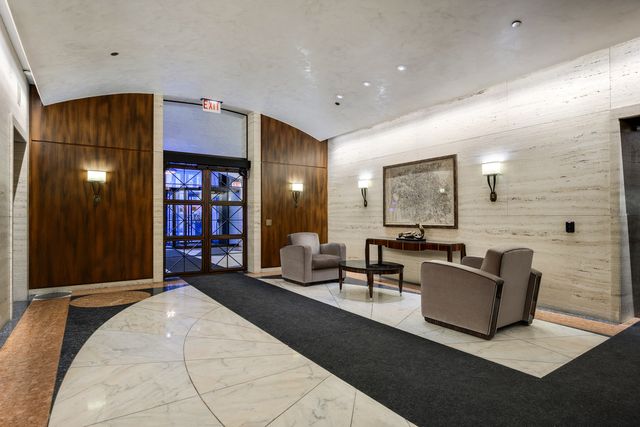 180 E Pearson Street 6802, Chicago, IL 60611