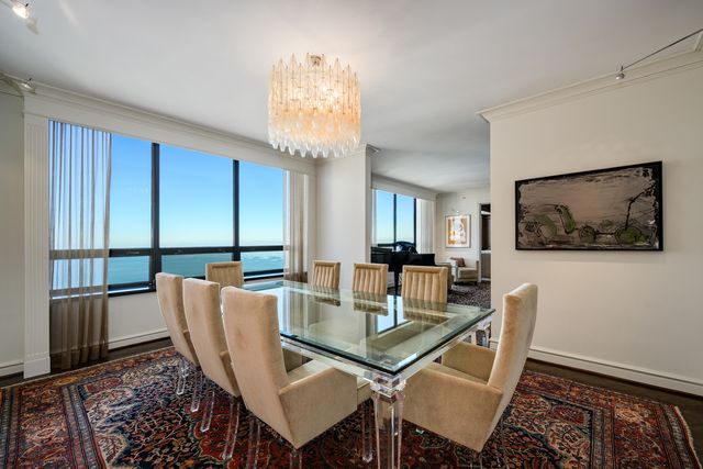 180 E Pearson Street 6802, Chicago, IL 60611