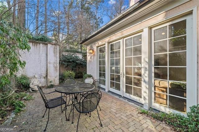 2740 Northside Drive NW, Atlanta, GA 30305