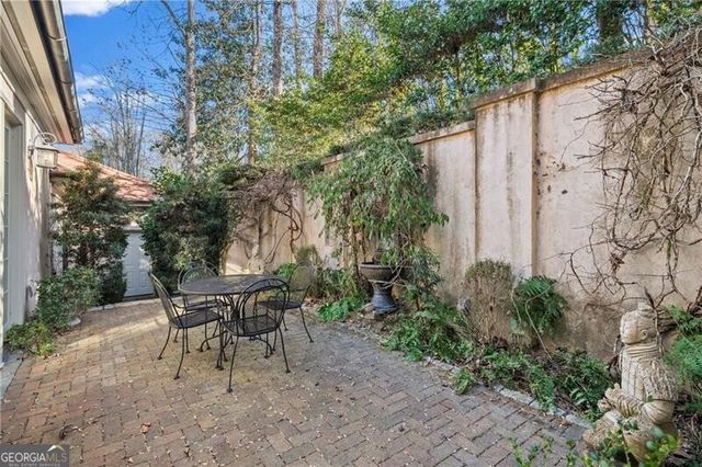 2740 Northside Drive NW, Atlanta, GA 30305