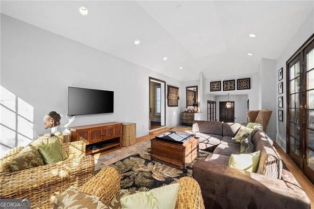 2740 Northside Drive NW, Atlanta, GA 30305