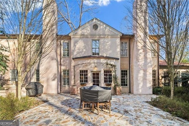 2740 Northside Drive NW, Atlanta, GA 30305