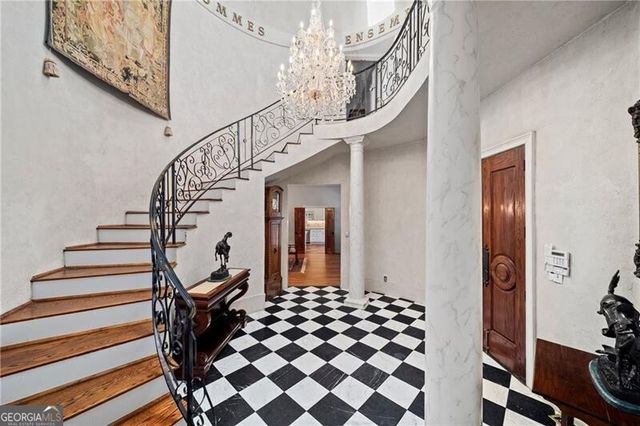 2740 Northside Drive NW, Atlanta, GA 30305