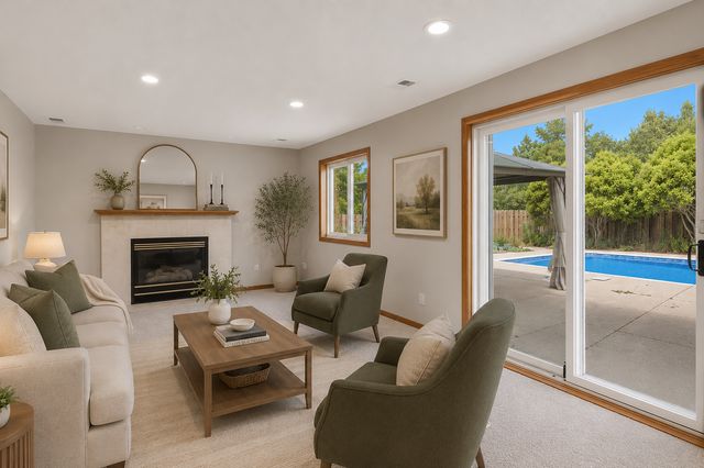 3304 W Park Drive, Burnsville, MN 55306