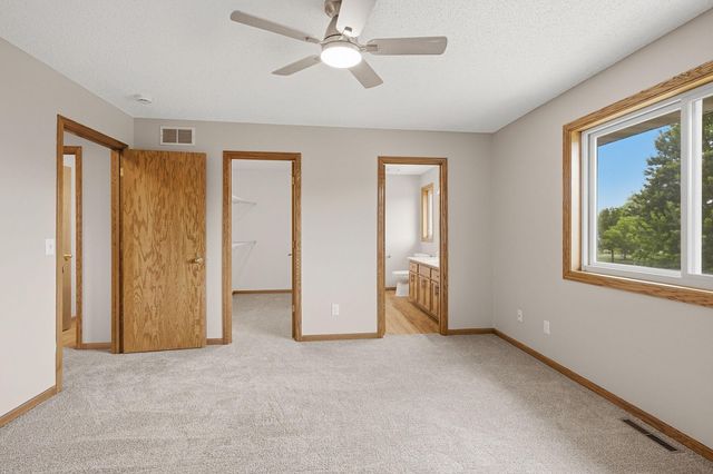 3304 W Park Drive, Burnsville, MN 55306