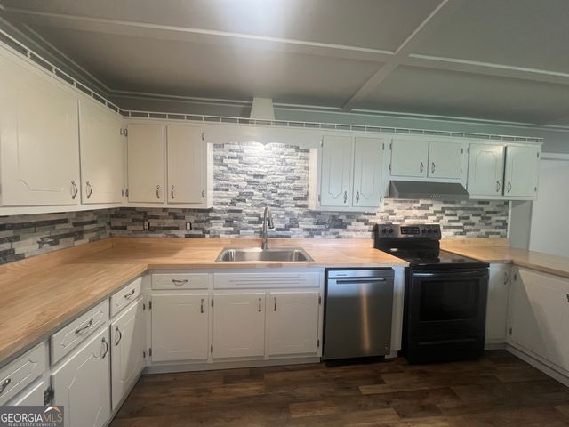 86 Rosewood Drive, Trenton, GA 30752