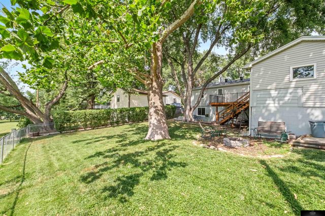 3618 S 91st Street, Omaha, NE 68124