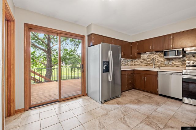 3618 S 91st Street, Omaha, NE 68124